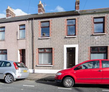 Contemporary 5 bed property on Coburn Street - Photo 5