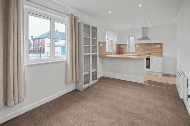 Netherfields, Leigh - Photo 1