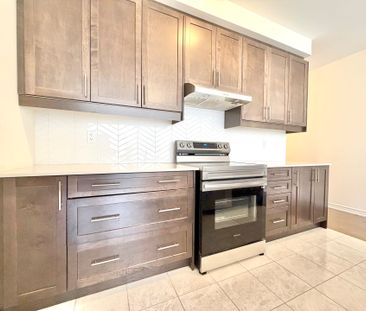 For Lease - 45 Donald Ficht Crescent, Brampton, Ontario - Photo 3