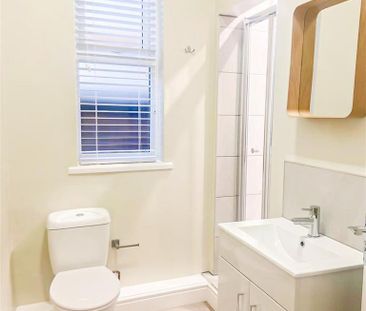 2 bedroom property to rent - Photo 4