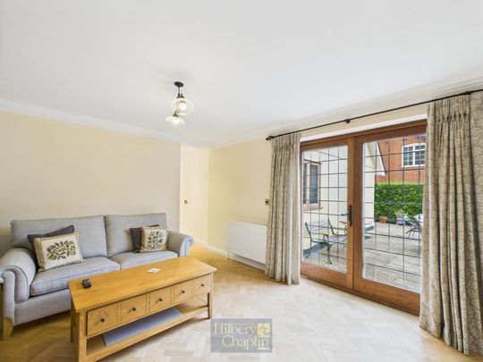 4 bedroom detached house to rent - Photo 1