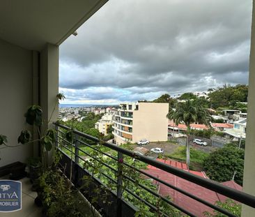 Location Appartement 3 pièces 78m² ST DENIS 97400 - Photo 5