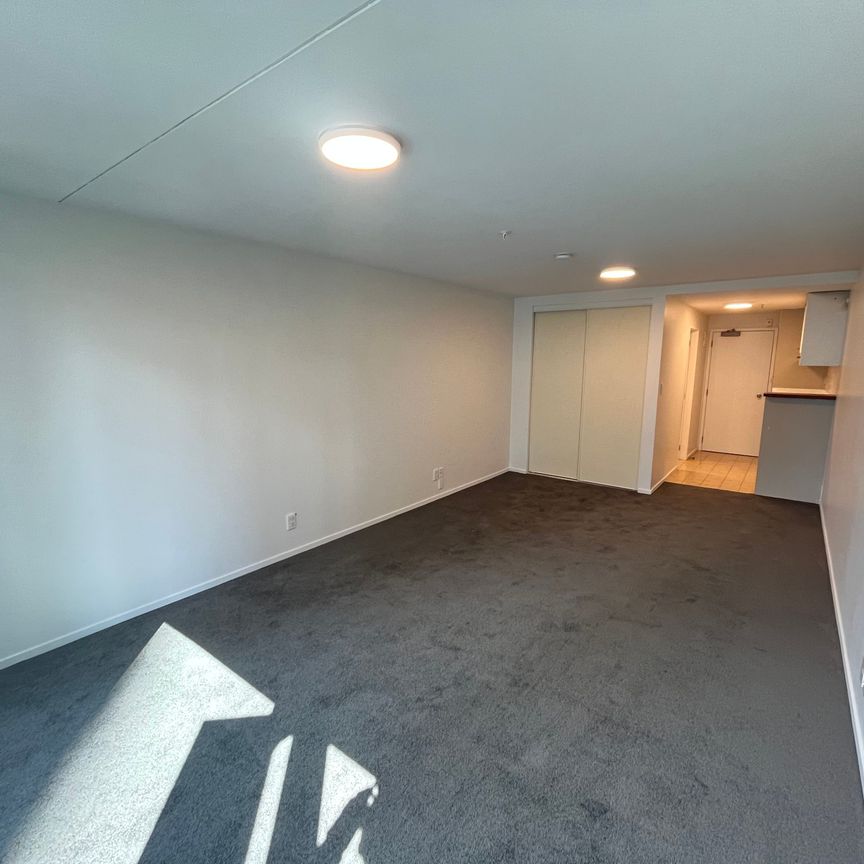 Clever Studio in a Prime Location - Photo 1