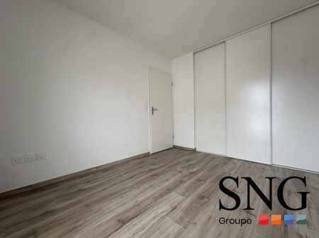 T2 AVEC BALCON ET PARKING - Photo 5