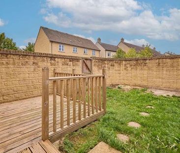 Elmhurst Way, Carterton, OX18 - Photo 1