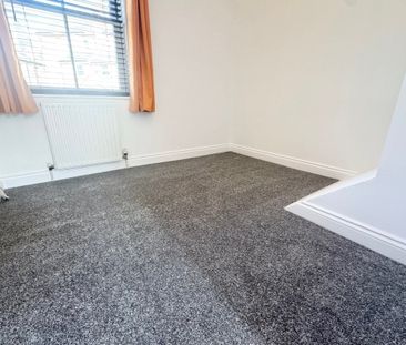 Seamoor Road, BOURNEMOUTH - Photo 3