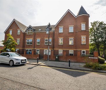 2 bed flat to rent in Swan House, Gray Road, Sunderland, SR2 - Photo 2