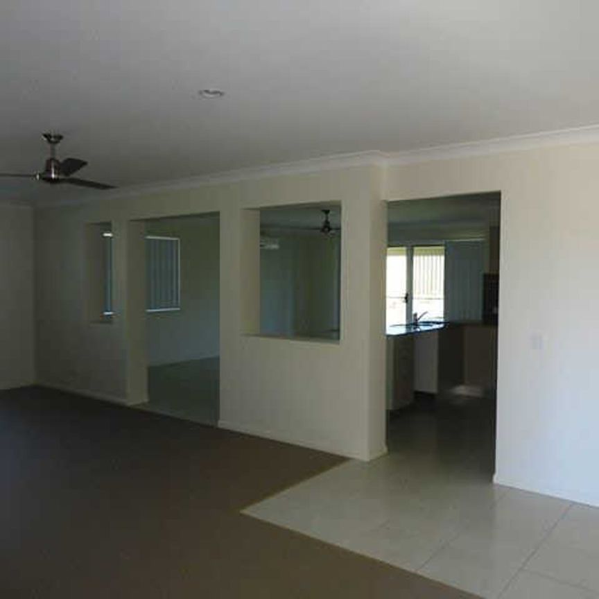 5 Peregian Court, Blacks Beach - Photo 1