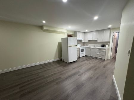 For Lease - 117 Millhouse Crescent, Toronto, Ontario - Photo 3
