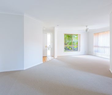 $950 per week / $3,800 Bond - Photo 3