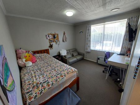 39B Oakley Crescent, Hornby - Photo 5