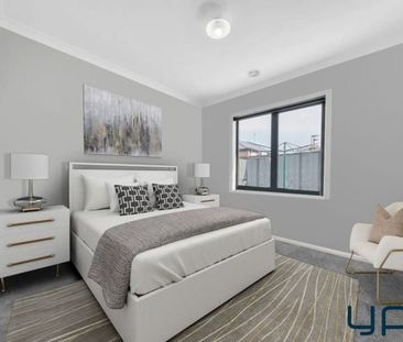 Stunning Family Home in Newgate Estate, Tarneit !1 - Photo 3