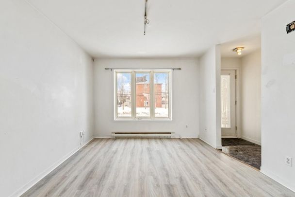 Nouveauté sur le marché Appartement à louer - Laval (Duvernay) (Autres) - Photo 1