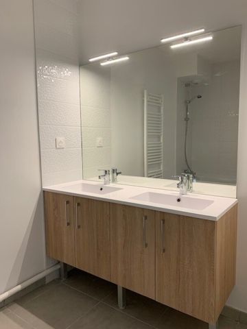 Location Appartement 4 pièces 87m² COLOMIERS 31770 - Photo 5