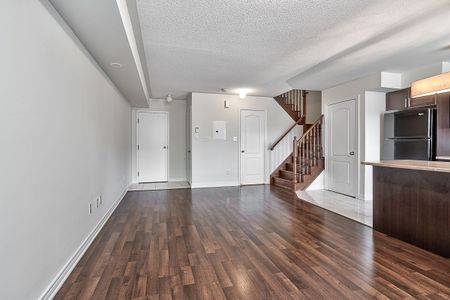 For Lease - 39 Hays Boulevard Unit# 12, Oakville, Ontario - Photo 2