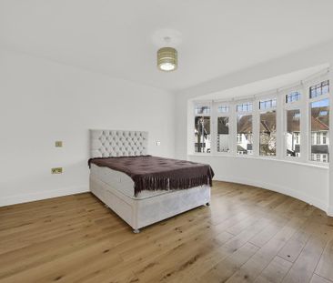 3 bedroom semi-detached house to rent - Photo 2