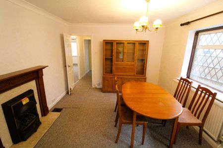 2 bedroom detached house to rent - Photo 2