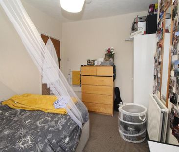 4 bedroom house to rent - Photo 3