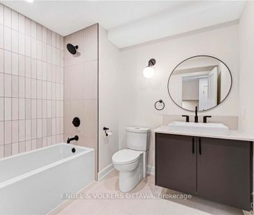 For Lease - 136 Carillon Street Unit# A, Vanier and Kingsview Park,... - Photo 2