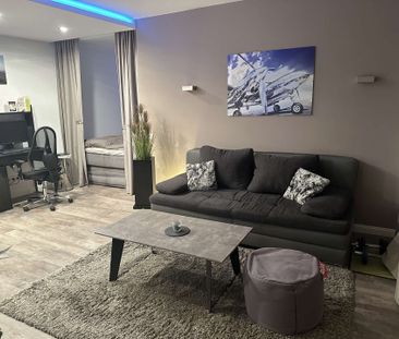 **Wunderschönes und modern möbeliertes Apartment mit Balkon und Sch... - Photo 3