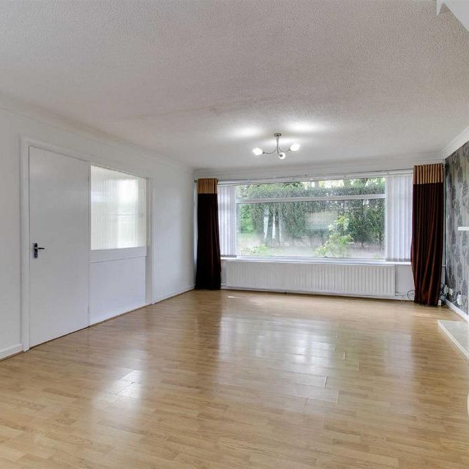 3 bedroom semi-detached house to rent - Photo 1