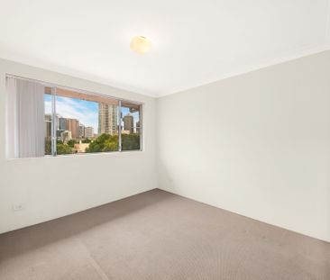 Modern 1-Bedroom Apartment in the Popular Tivoli Gardens Complex - Photo 6