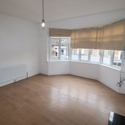 Kings Chase, Brentwood, Property for rent - Photo 1