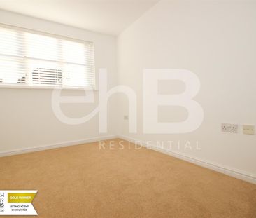 Executive Apartment, Warwick - Photo 3