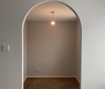 Studio to rent - Photo 6