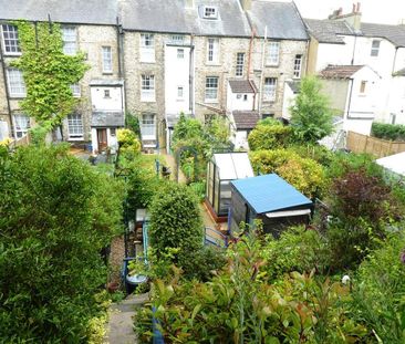 6 bedroom terraced house to rent - Photo 2