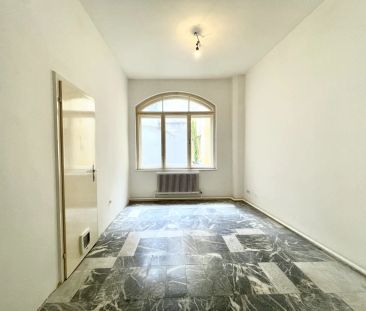 Großzügige Altbauwohnung im Herzen von Wiener Neustadt – befristet ... - Foto 1