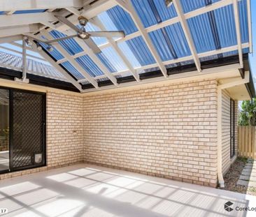 Spacious & Quiet, 4x Bedroom Family Home in Great Pacific Pines Loc... - Photo 6