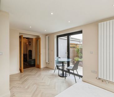 property to rent - Photo 6