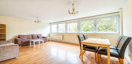 Spacious 4 bed with lounge by Notting Hill and Paddington - Photo 2