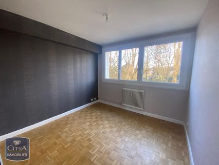 Location Appartement 4 pièces 73m² DIJON 21000 - Photo 2