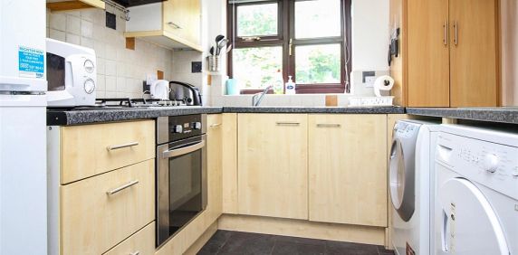 Starle Close, Canterbury, CT1 1XJ, Kent - Photo 2