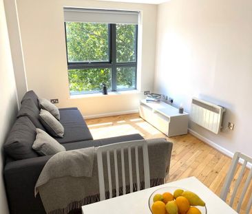 2 bedroom flat to rent - Photo 3