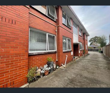 2/151 Ballantyne Street, Thornbury, Vic 3071 - Photo 1