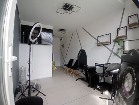 Váci út üzlethelyiség - Fotó 2