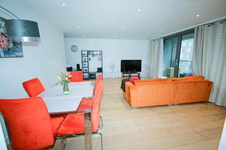 Flat Heritage Tower, E14 3NW, London - Photo 2