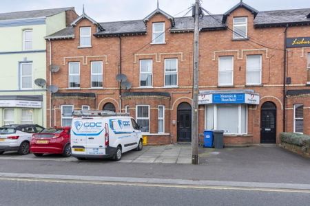 32b Bachelors Walk, Lisburn, BT28 1XN - Photo 5