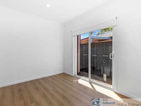 1 Goldfinch Court, Carrum Downs - Photo 3