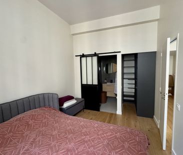 Bel appartement T2 meublé entièrement rénové 52 m2-BORDEAU - Photo 1