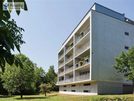 Pronájem bytu 2+kk s lodžií a garážovým stání, Lidická ul. Plzeň - Photo 3