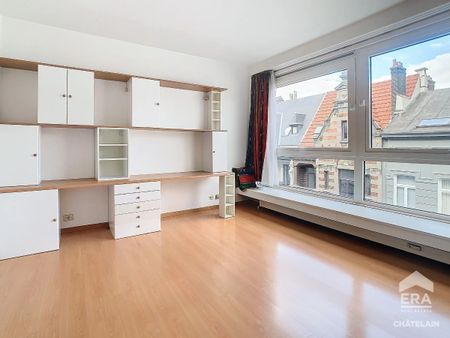 Studio van 26 m² te huur in Elsene - Photo 2