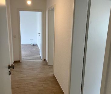 Sanierte 4-Zimmer-Wohnung im Erdgeschoss - Lp-Eickelborn, Leinenstr... - Foto 4