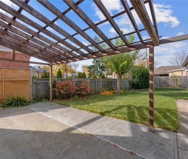 For Lease - 35 Archwood Crescent Unit# Main, Toronto, Ontario - Photo 5