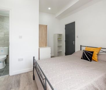 5 bedroom terraced house to rent - Photo 5