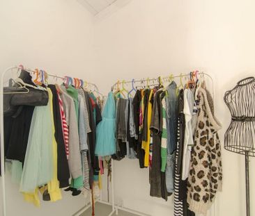 5 bedroom exclusive country house for rent in Vilanova i la Geltrú,... - Photo 2