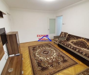INCHIRIEZ apartament 2 camere semidecomandat,zona Vasile Aaron - Photo 3